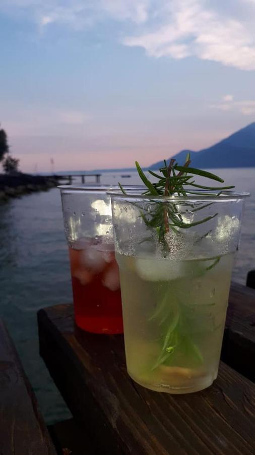 Villa Sul Lago Con Pontile Privato A Brenzone Sul Garda - Unique And Exclusive Экстерьер фото